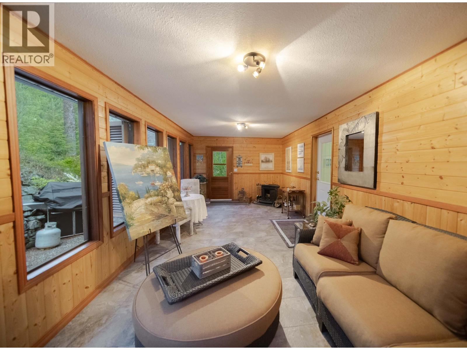 3023 Westside Road, Moyie, British Columbia V0B 2A0 - Photo 45 - 10388516