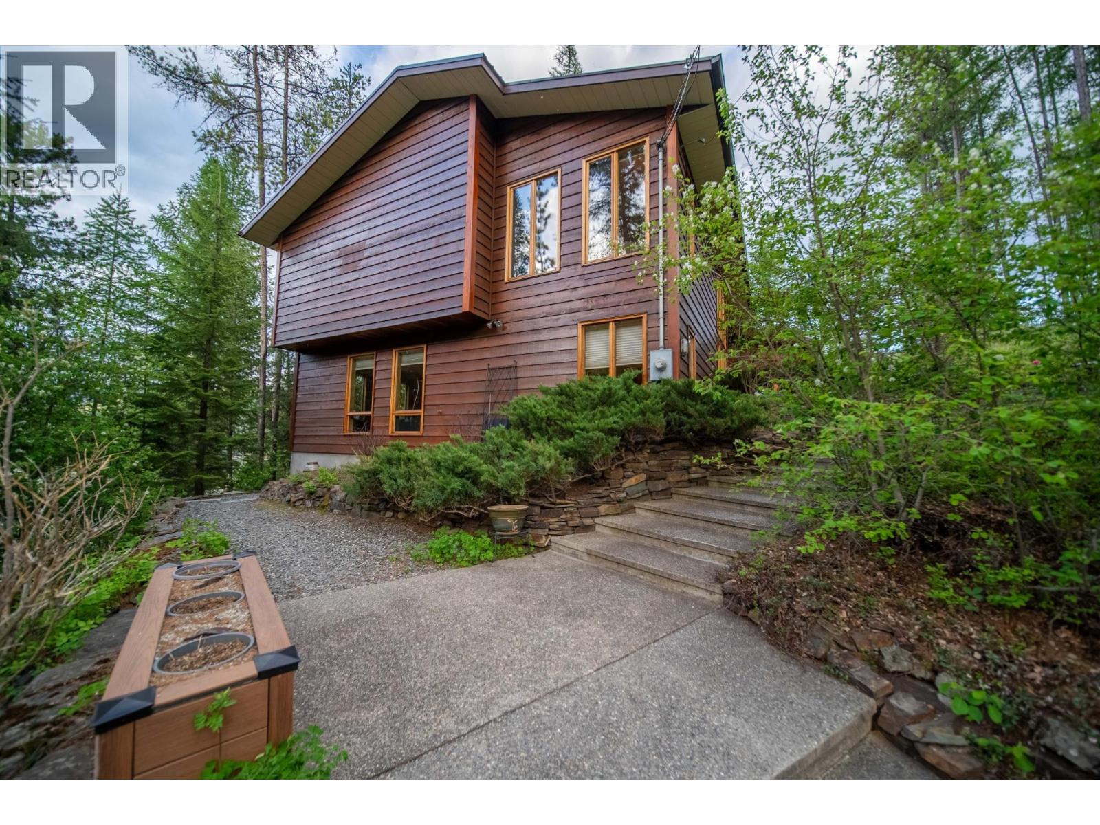 3023 Westside Road, Moyie, British Columbia V0B 2A0 - Photo 61 - 10388516