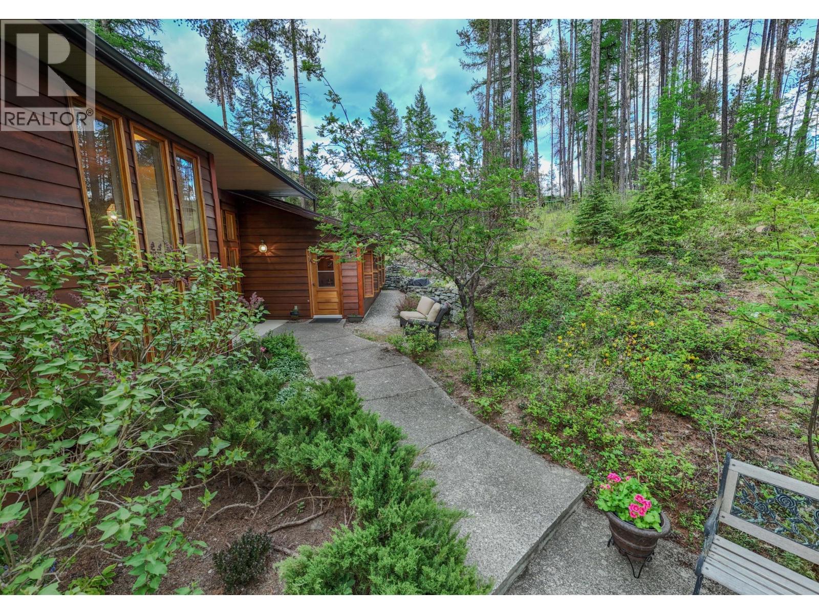 3023 Westside Road, Moyie, British Columbia V0B 2A0 - Photo 59 - 10388516