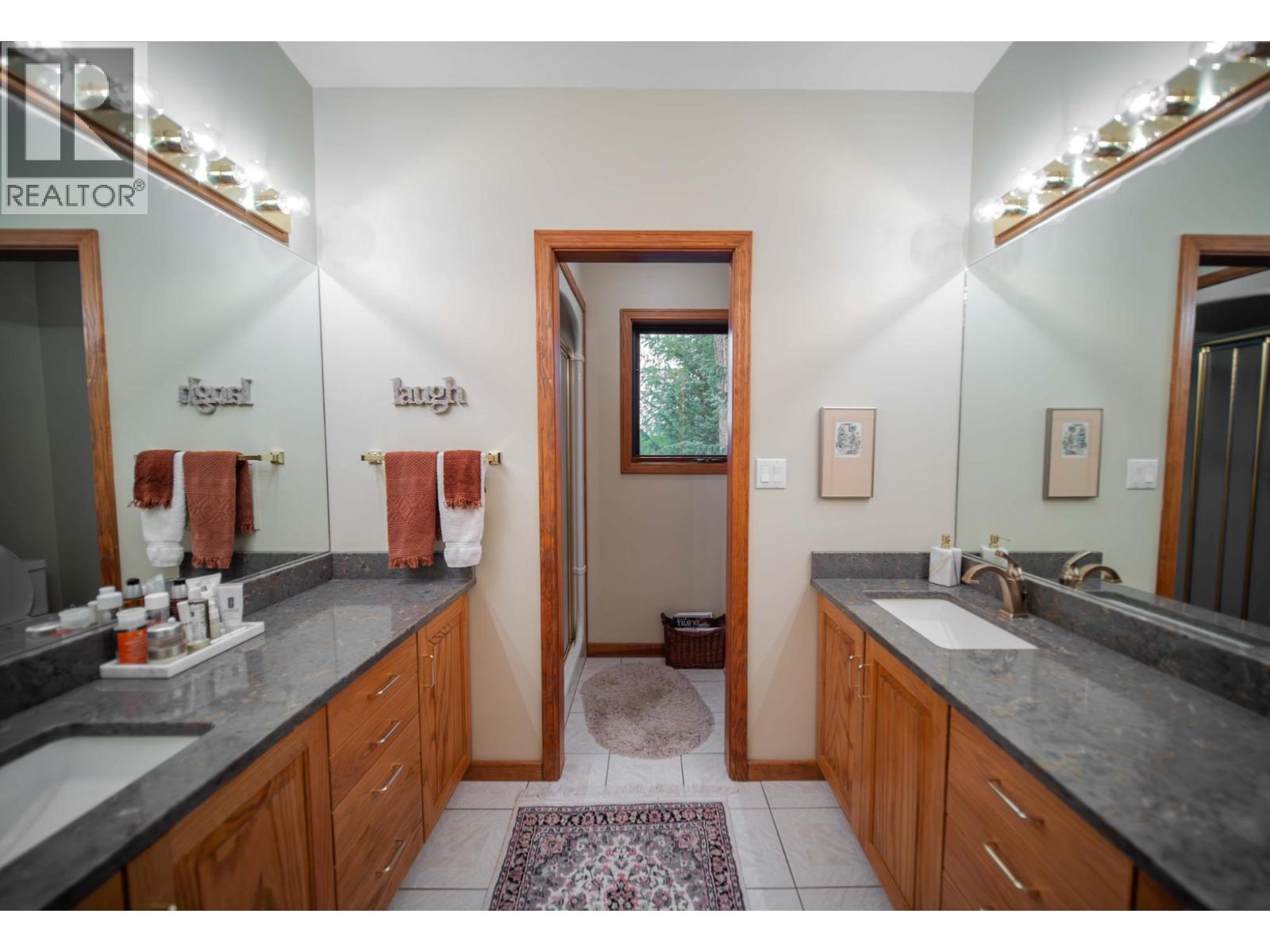 3023 Westside Road, Moyie, British Columbia V0B 2A0 - Photo 32 - 10388516