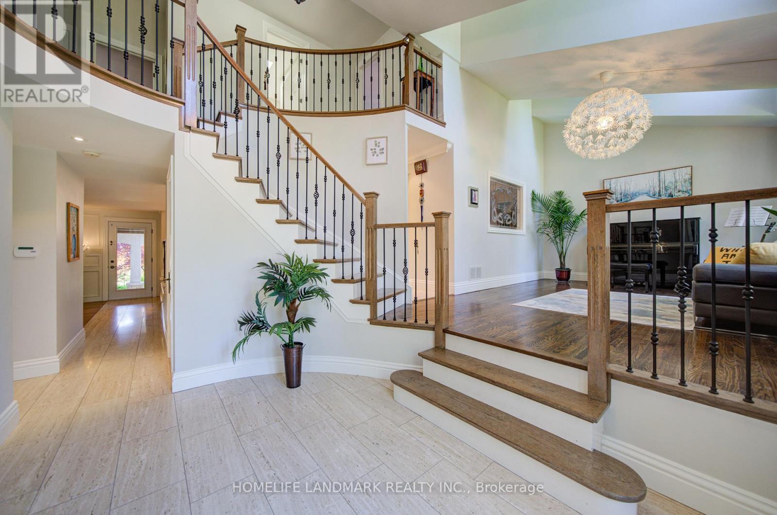 38 Balfour Drive, Hamilton, Ontario  L9C 7A6 - Photo 6 - X13159800