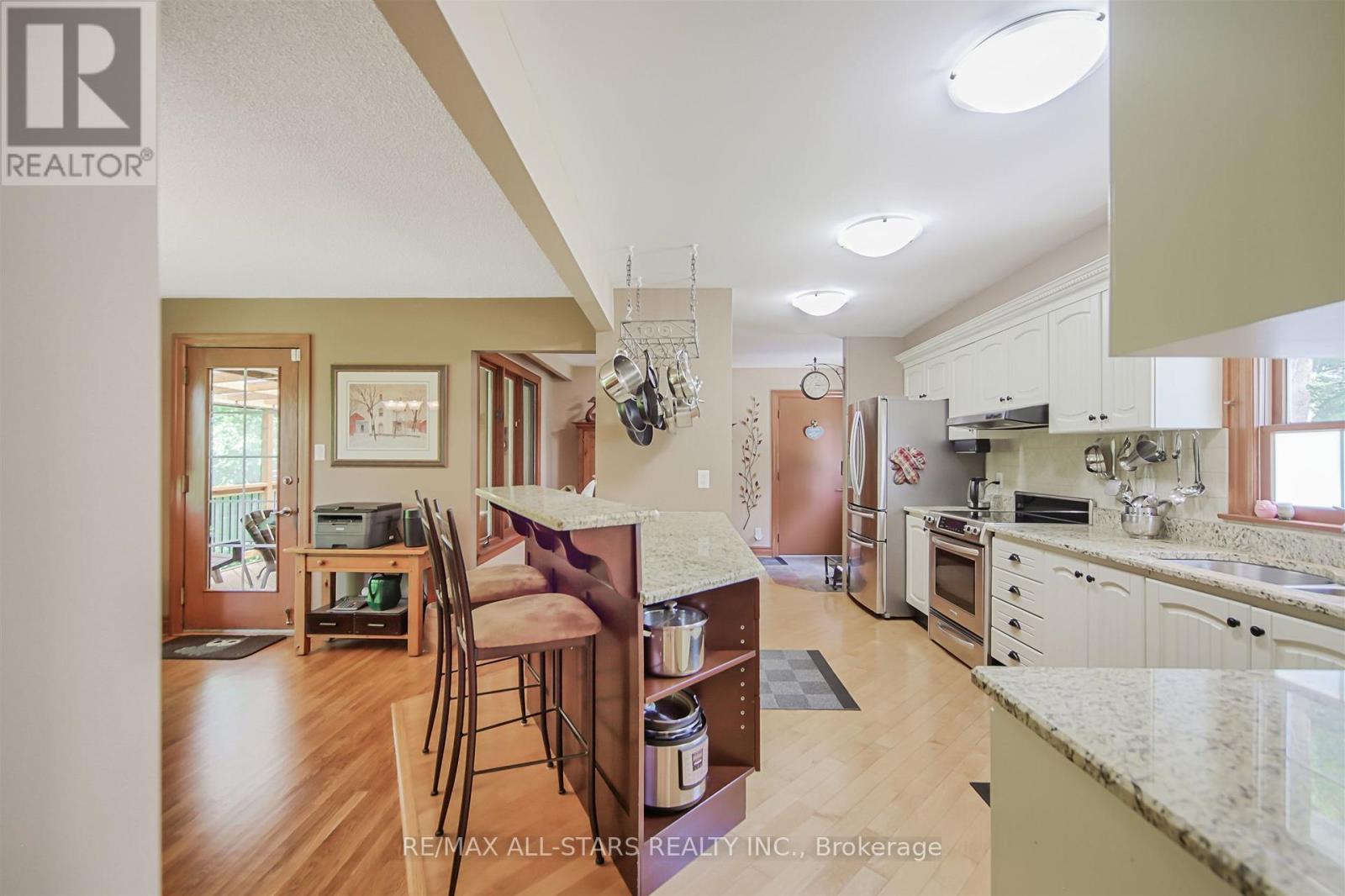 19 Bristol Sands Crescent, Uxbridge, Ontario  L9P 0G1 - Photo 12 - N13163648