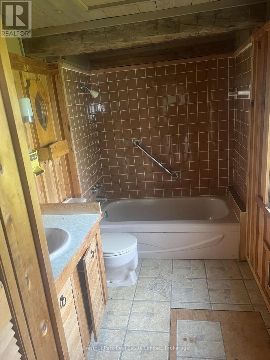 381 Wellington Main Street, Prince Edward County, Ontario  K0K 3L0 - Photo 17 - X13163484