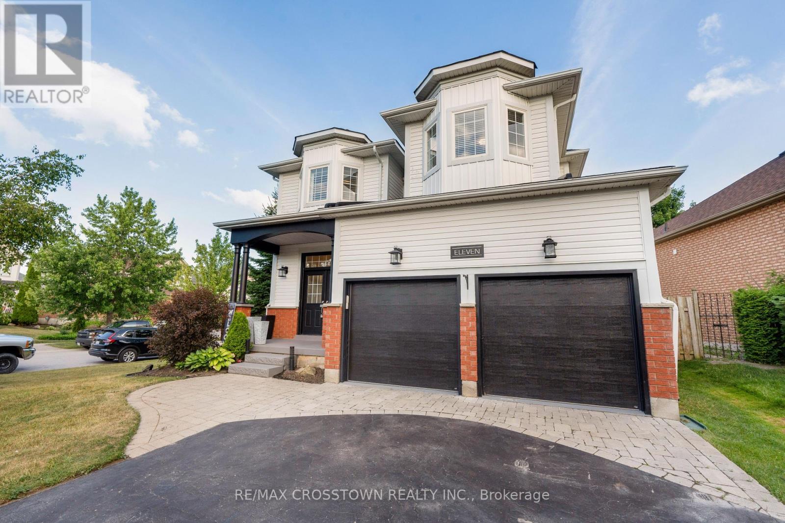 11 Kensington Trail, Barrie, Ontario  L4N 0K5 - Photo 4 - S13163542