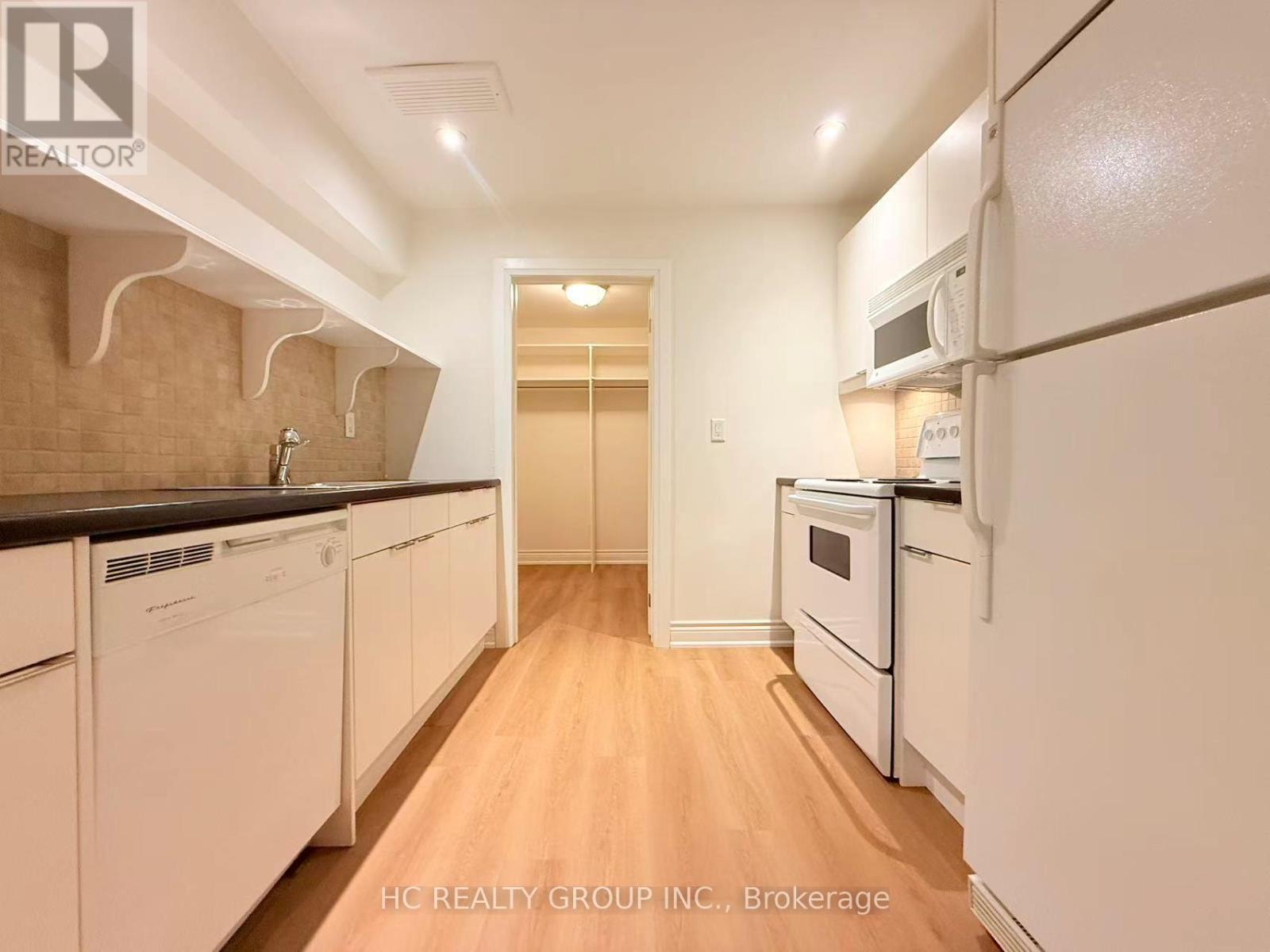1 Tudor Gate, Toronto, Ontario  M2L 1N3 - Photo 36 - C13162624
