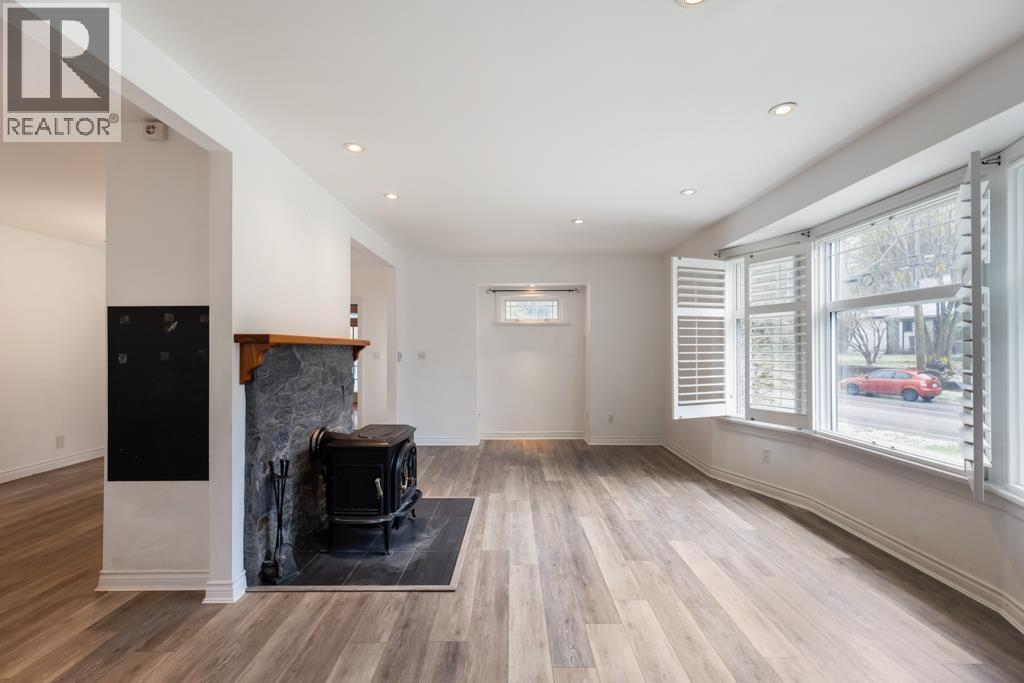 5140 Sperling Avenue, Burnaby, British Columbia  V5E 2T4 - Photo 8 - R3120084