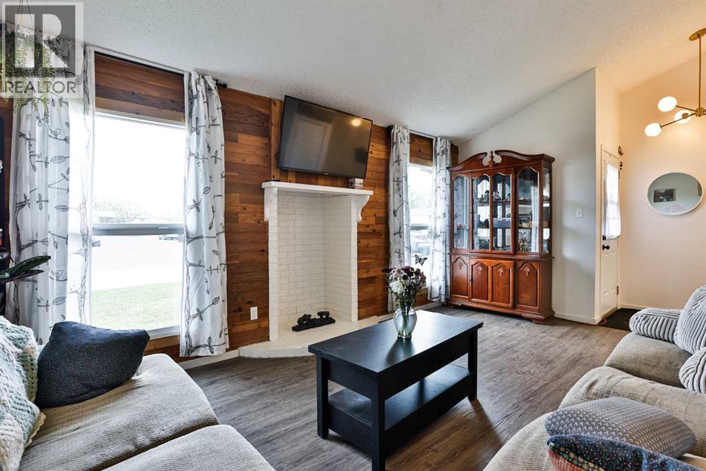 65 Princeton Crescent W, Lethbridge, Alberta  T1K 4S5 - Photo 5 - A2313928