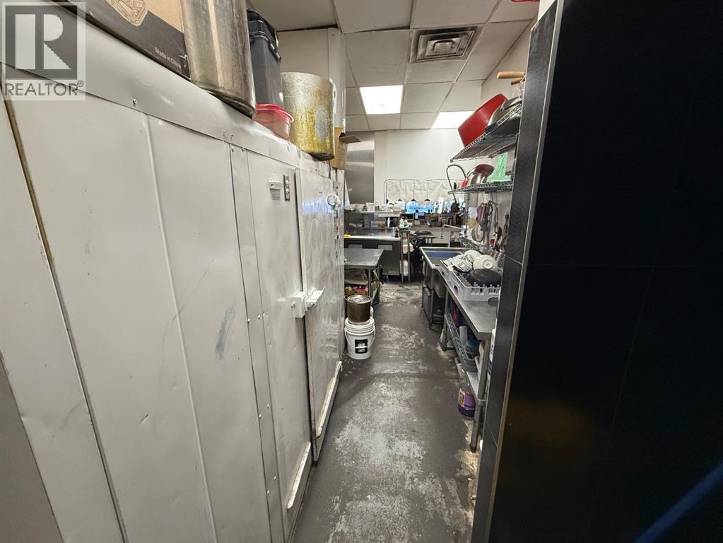 456 Japanese Avenue, Calgary, Alberta  T2E 6M6 - Photo 3 - A2309574