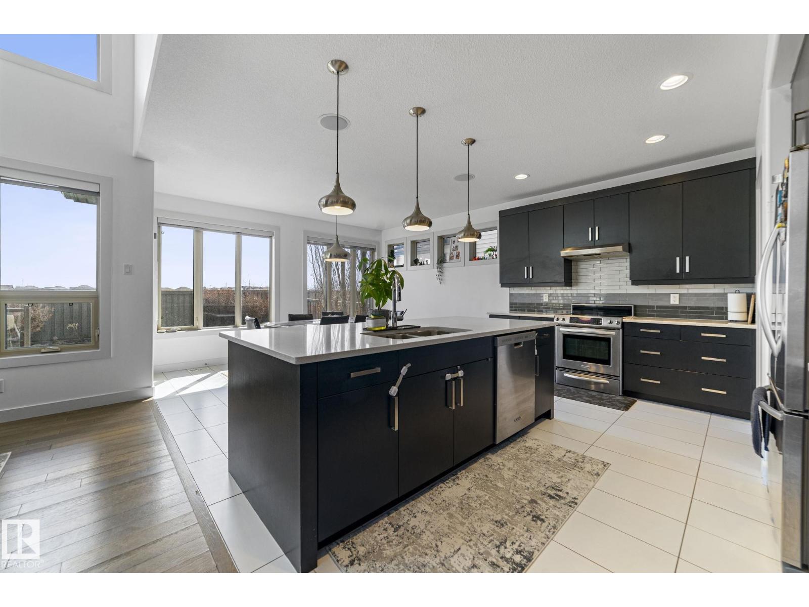 3695 Allan Dr Sw, Edmonton, Alberta  T6W 2K3 - Photo 13 - E4489452