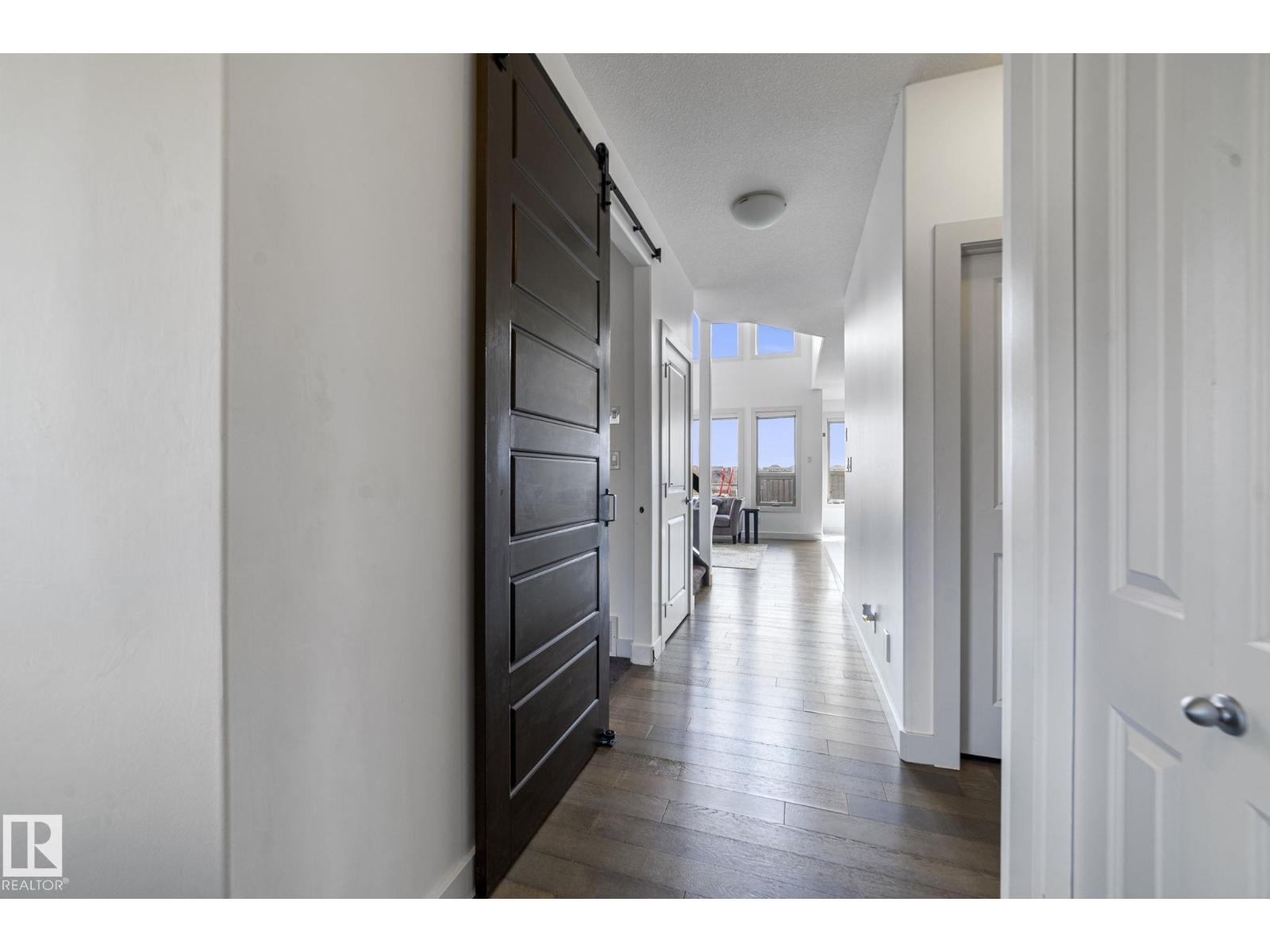 3695 Allan Dr Sw, Edmonton, Alberta  T6W 2K3 - Photo 3 - E4489452