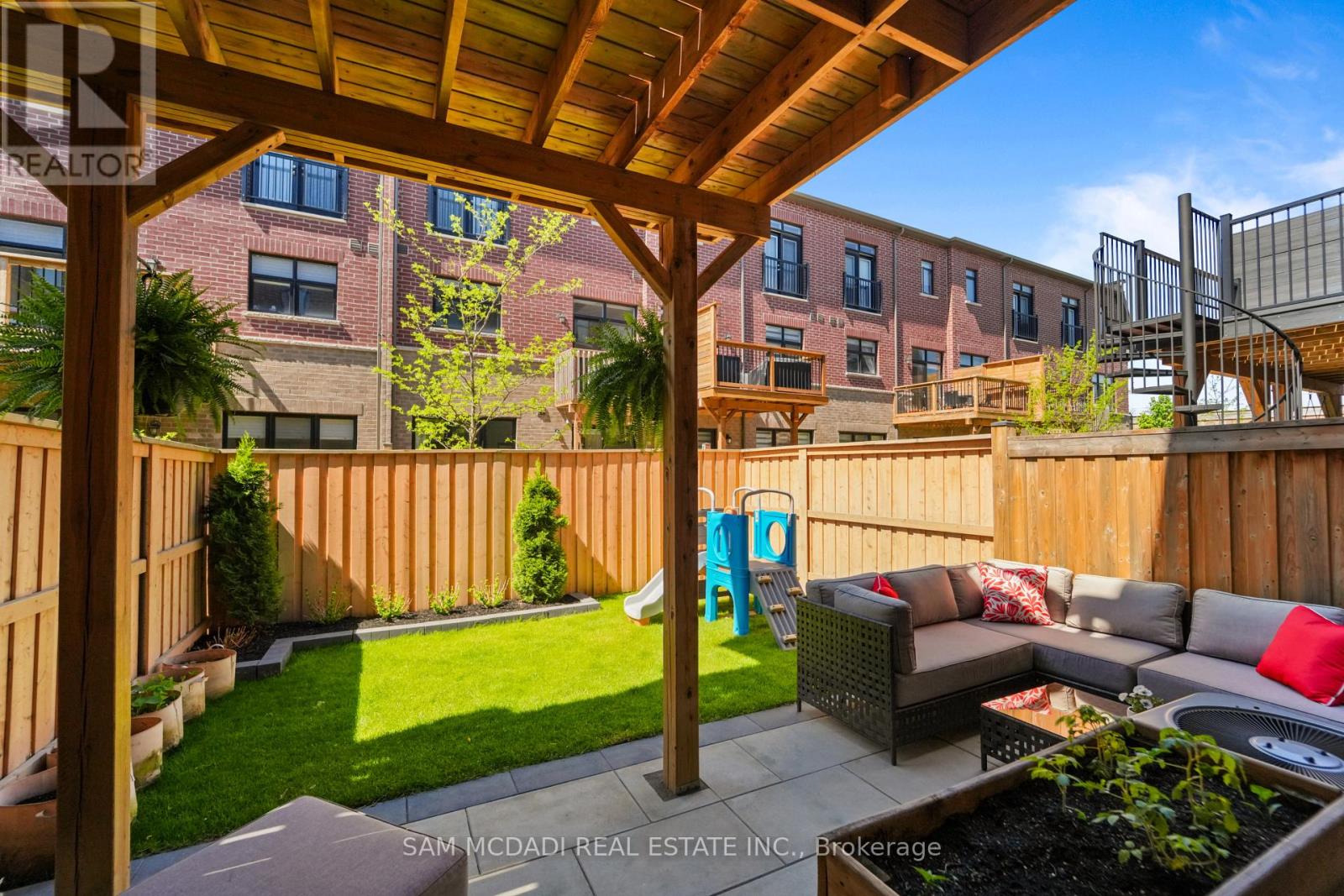 1638 Crestview Avenue, Mississauga, Ontario  L5G 0C3 - Photo 11 - W13163544