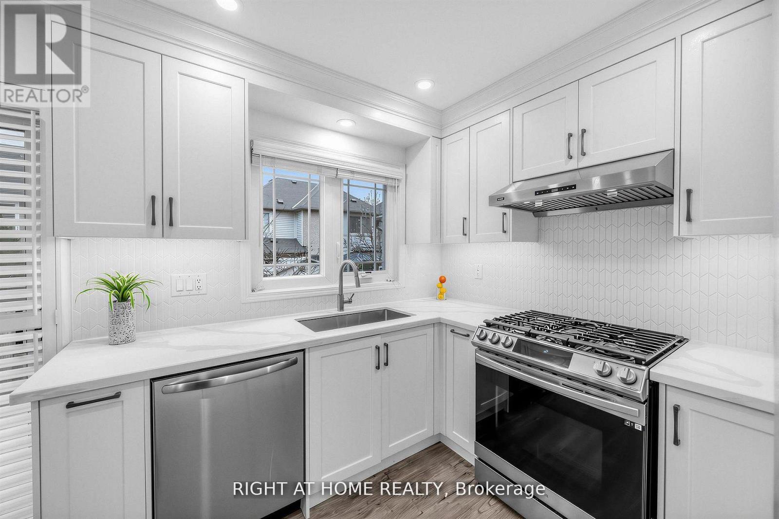 3162 Rock Harbour Road, Mississauga, Ontario  L5B 4G7 - Photo 18 - W13163568