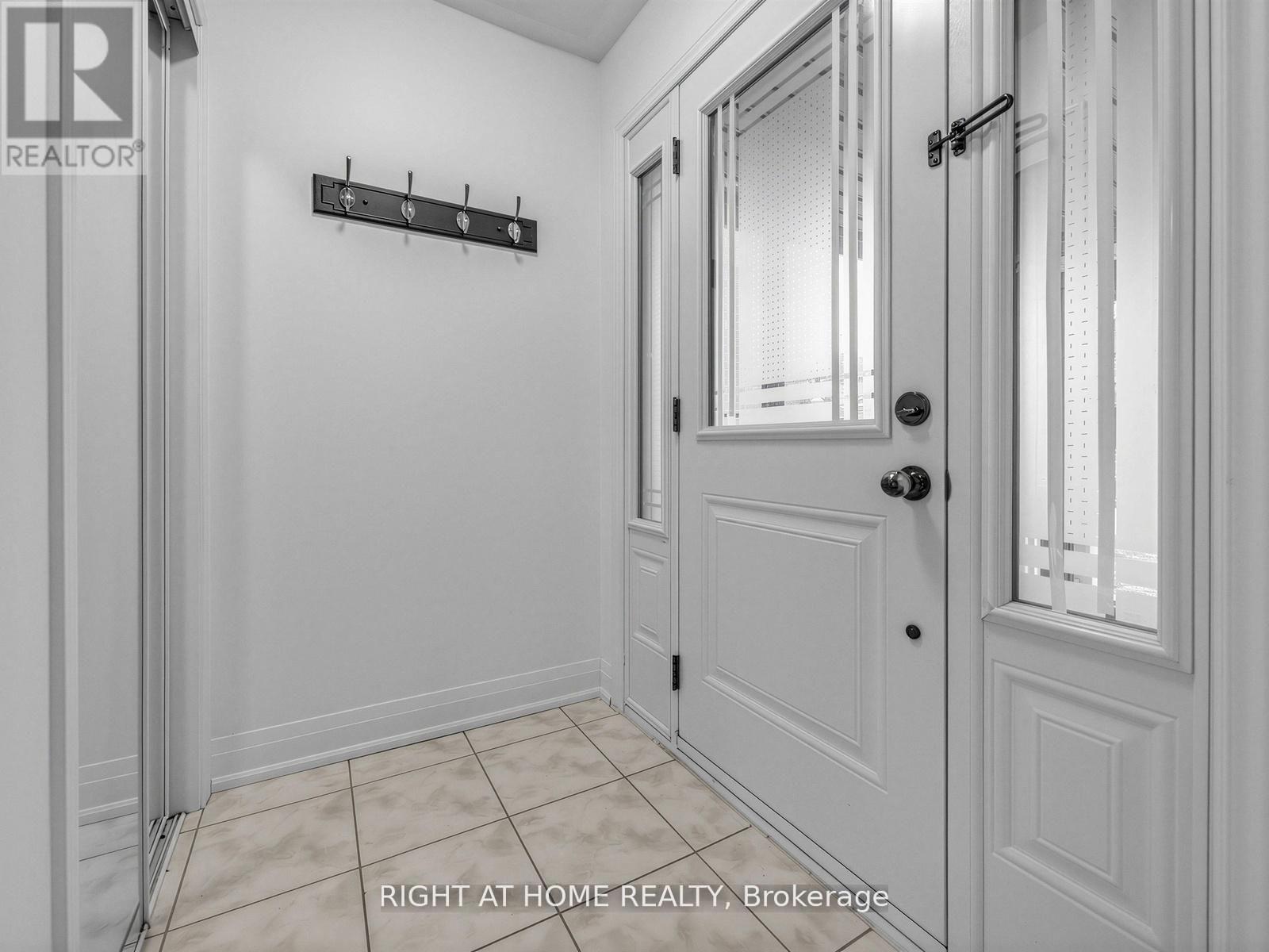 3162 Rock Harbour Road, Mississauga, Ontario  L5B 4G7 - Photo 7 - W13163568