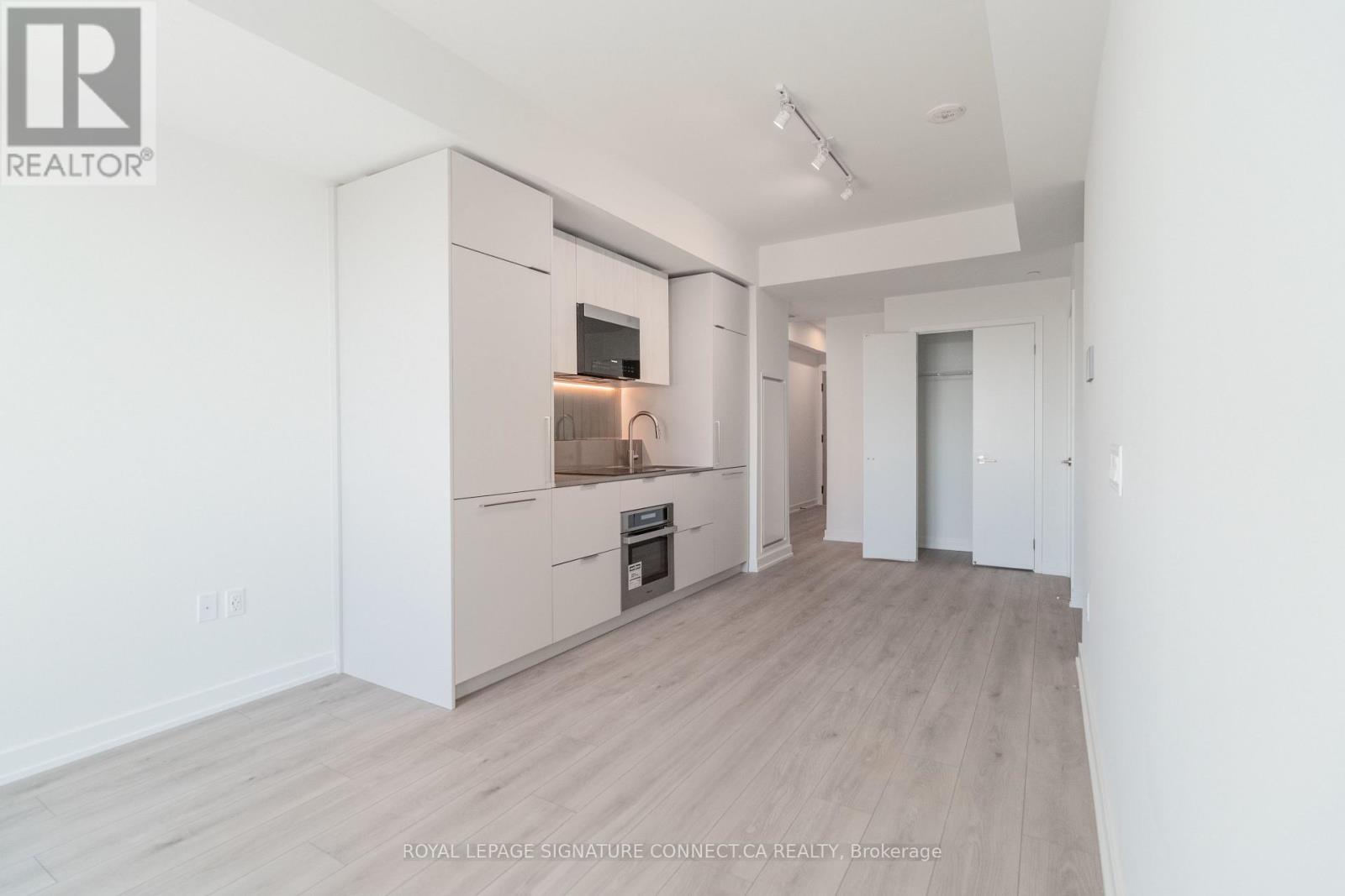 402 - 1 Fairview Road E, Mississauga, Ontario  L5A 0B4 - Photo 7 - W13163594