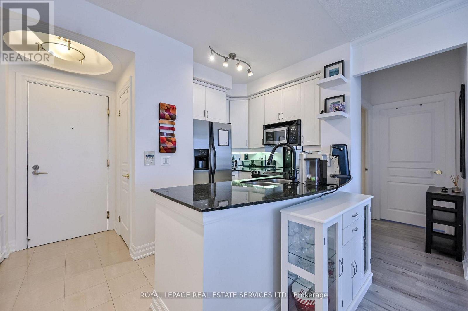1113 - 2083 Lake Shore Boulevard W, Toronto, Ontario  M8V 4G2 - Photo 8 - W13163608
