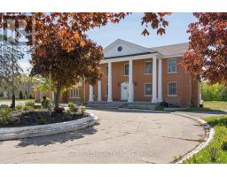 6 BOWMAN AVENUE, Brampton, Ontario