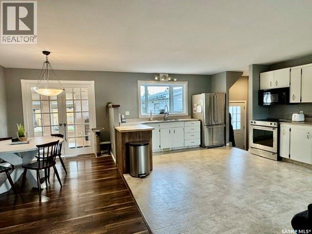 55 Folley Crescent, Lanigan, Saskatchewan  S0K 2M0 - Photo 2 - SK036876