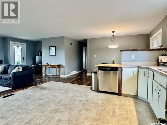 55 Folley Crescent, Lanigan, Saskatchewan  S0K 2M0 - Photo 7 - SK036876
