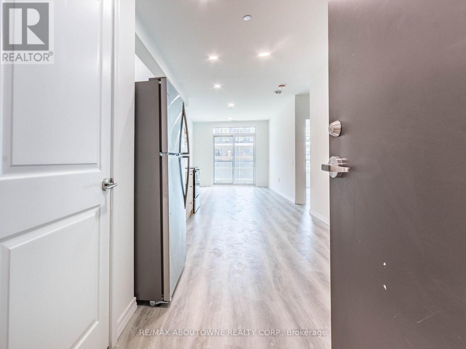 616 - 181 Elmira Road S, Guelph, Ontario  N1K 0E4 - Photo 4 - X13163548