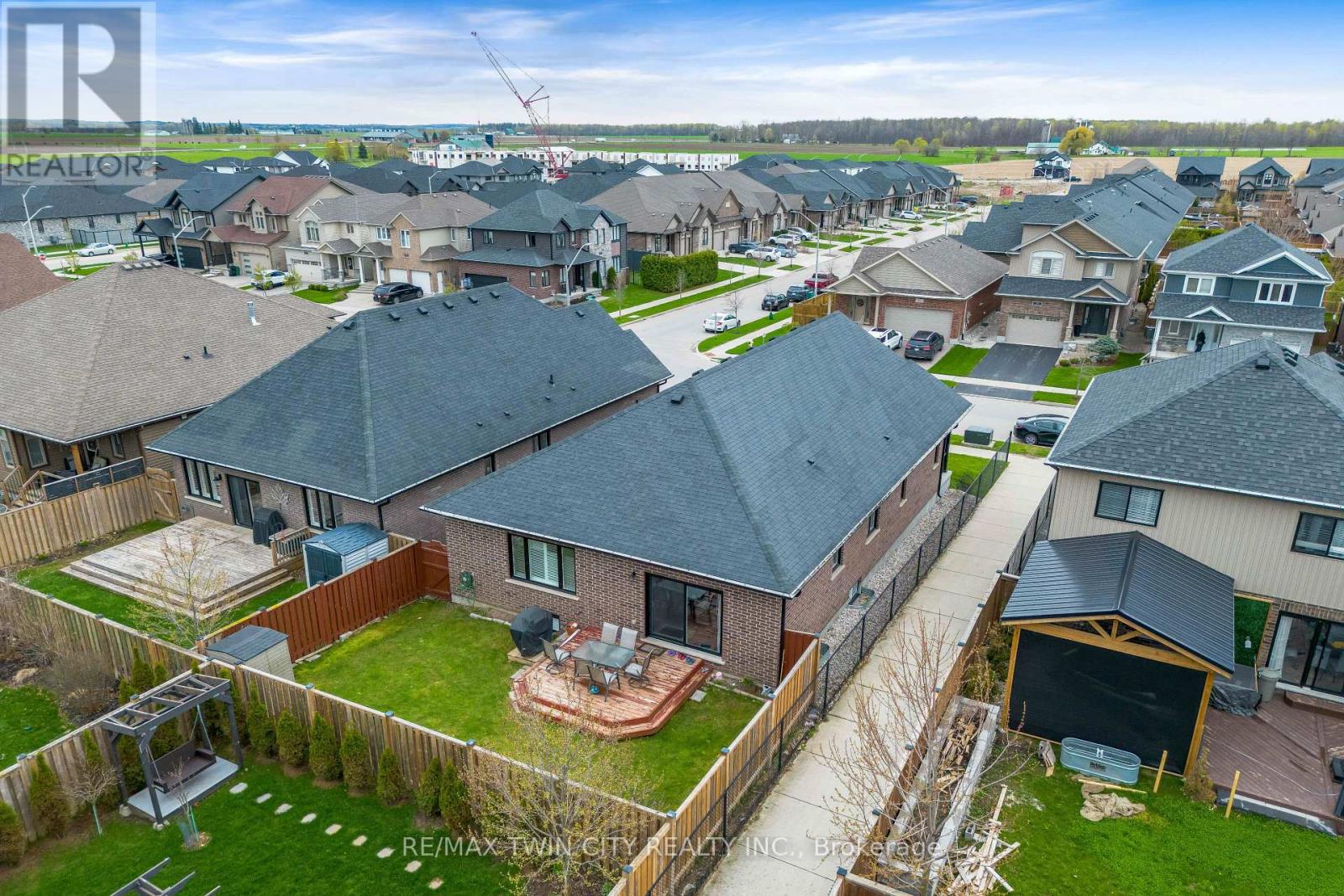 86 Woodberry Crescent, Kitchener, Ontario  N3B 0C8 - Photo 41 - X13163638