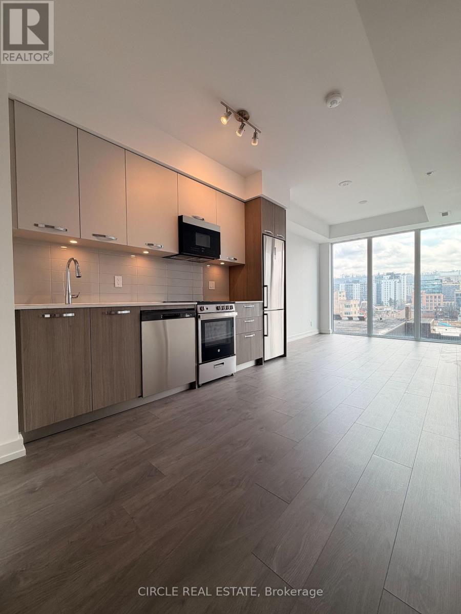 #718 - 75 JAMES STREET S