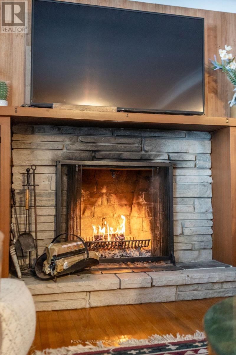 40 Mayne Lane, Prince Edward County, Ontario  K0K 2T0 - Photo 10 - X12018177
