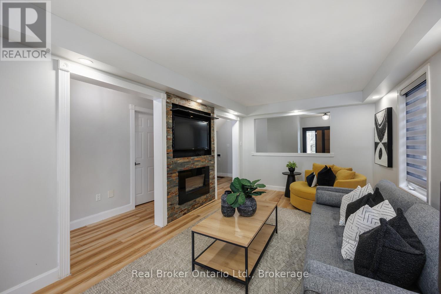 181 Madden Place, Clarington, Ontario  L1C 5K4 - Photo 7 - E13163998