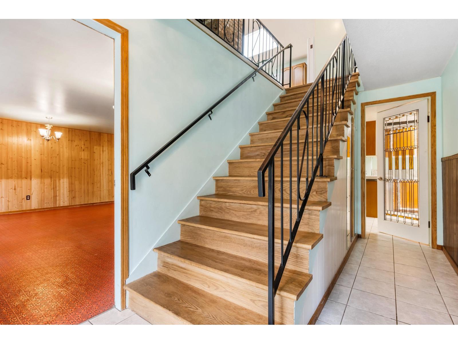 626 Mountain View Road, Cultus Lake North, Cultus Lake, British Columbia  V2R 4Z7 - Photo 6 - R3126784