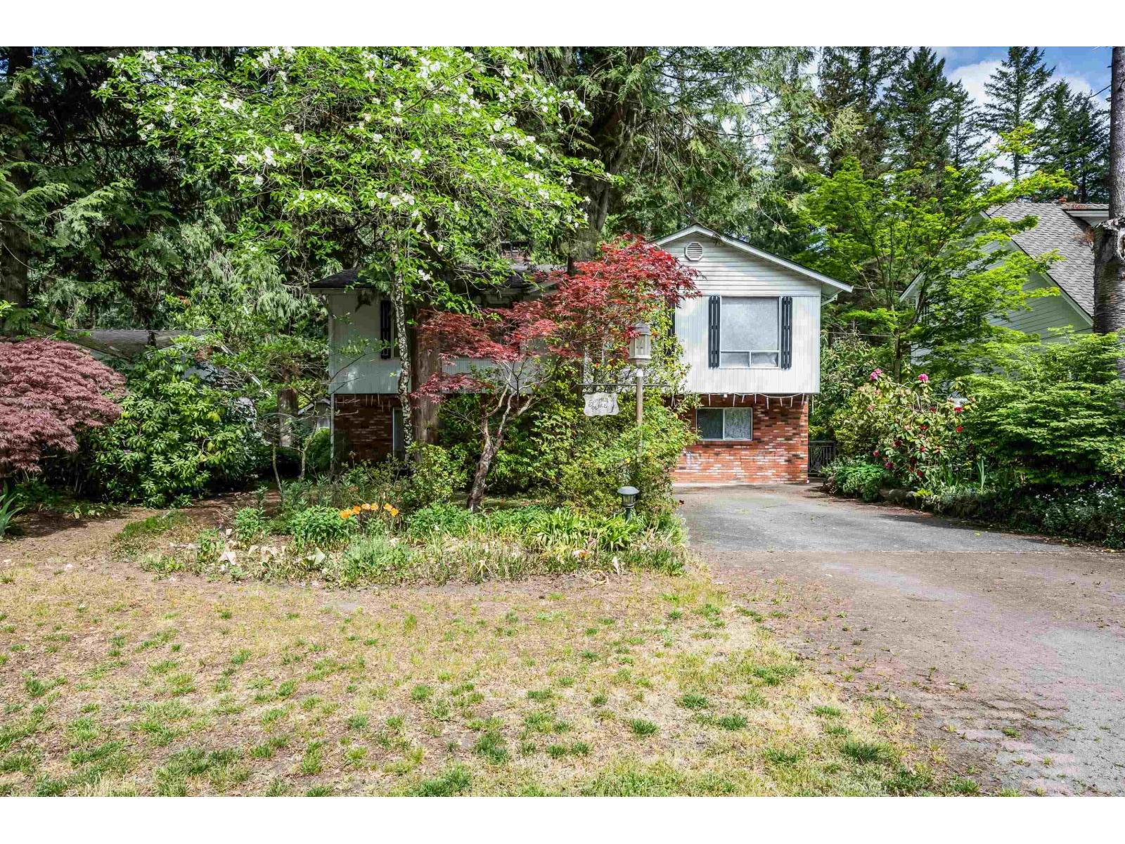 626 Mountain View Road, Cultus Lake North, Cultus Lake, British Columbia  V2R 4Z7 - Photo 2 - R3126784
