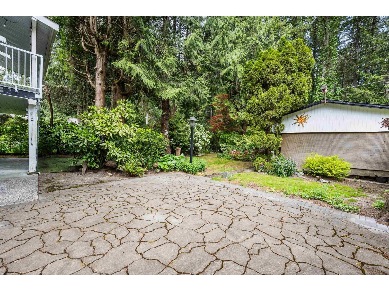 626 Mountain View Road, Cultus Lake North, Cultus Lake, British Columbia  V2R 4Z7 - Photo 36 - R3126784