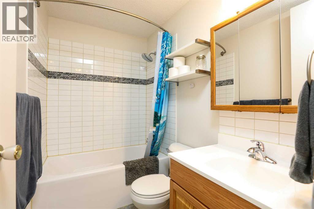 418 12 Avenue N, Lethbridge, Alberta  T1H 1P3 - Photo 16 - A2313876