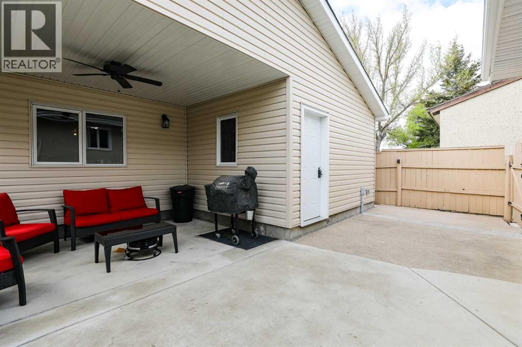 418 12 Avenue N, Lethbridge, Alberta  T1H 1P3 - Photo 34 - A2313876