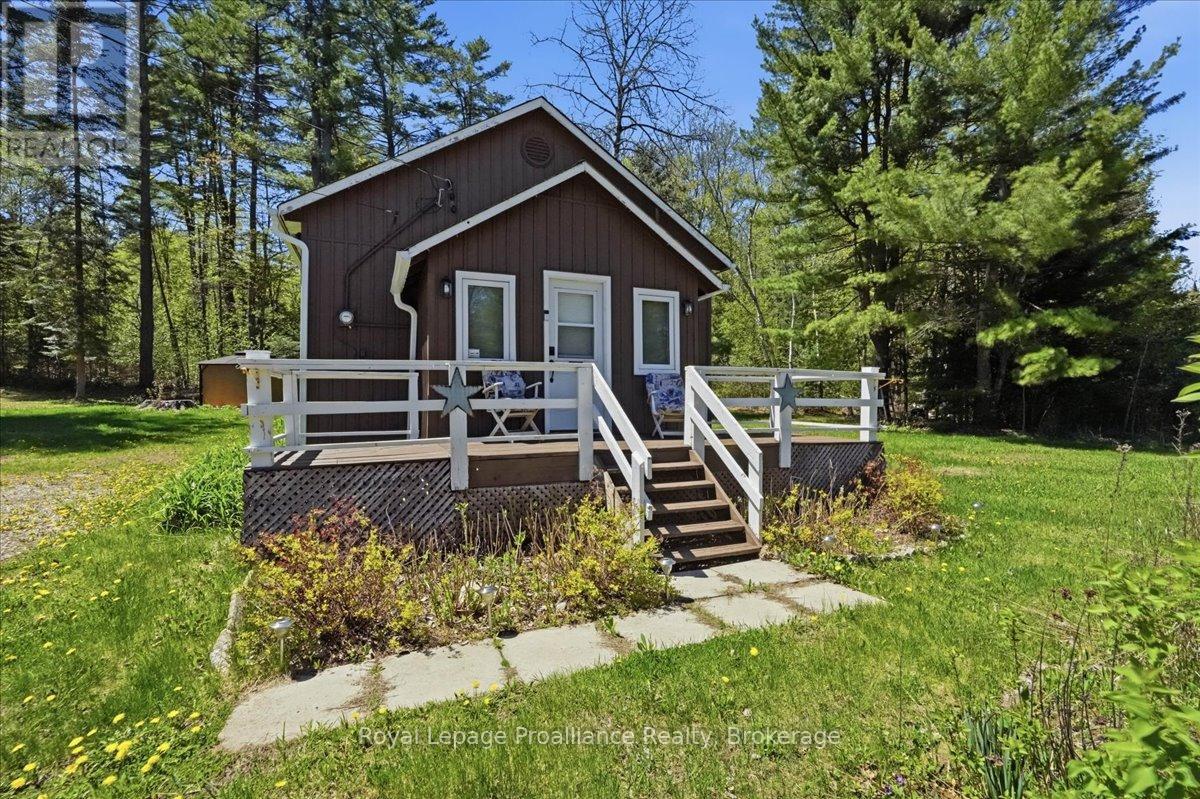 18128 Highway 41, Addington Highlands, Ontario  K0H 2M0 - Photo 1 - X13163812