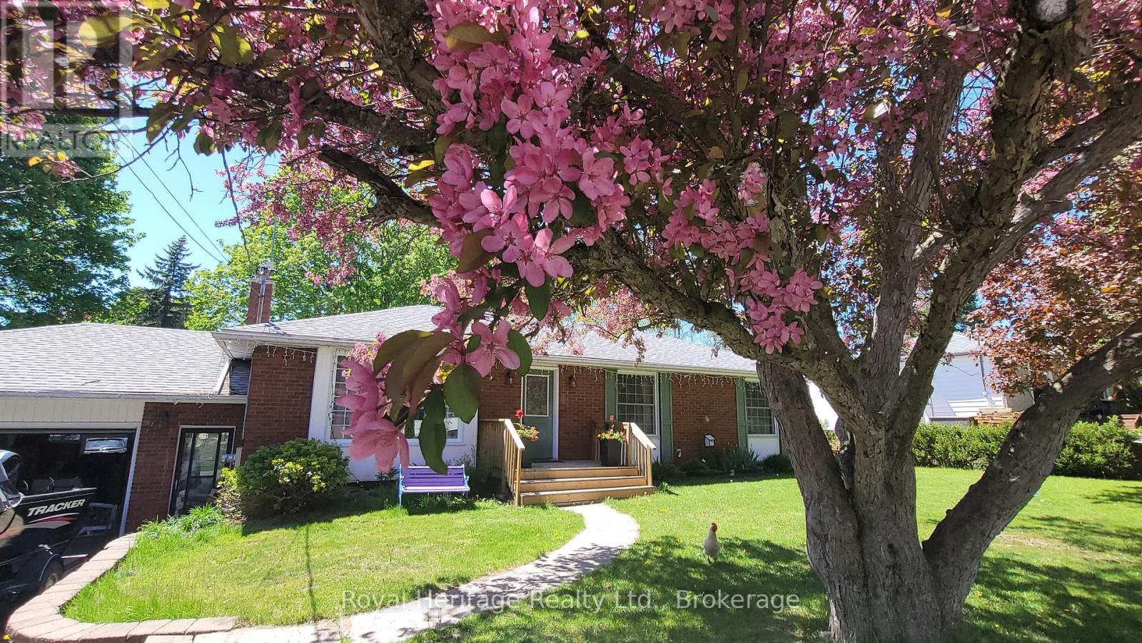115 Chatterton Valley Crescent, Quinte West, Ontario  K0K 2B0 - Photo 2 - X13163814