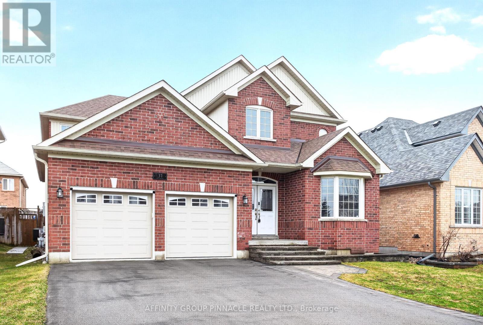 31 Ellis Crescent, Kawartha Lakes, Ontario  K9V 0A5 - Photo 1 - X13163928