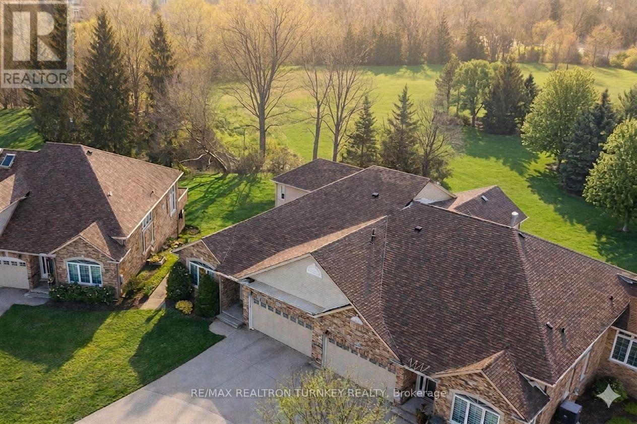 440 MORLEY COOK CRESCENT, Newmarket, Ontario