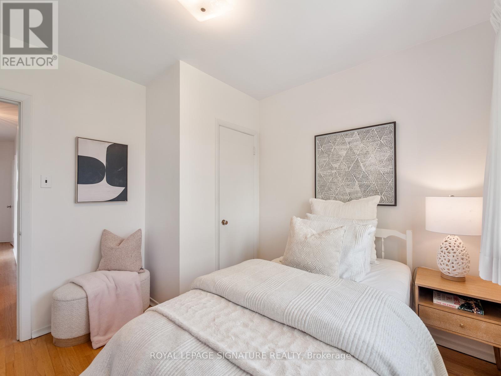 25 Stavely Avenue, Toronto, Ontario  M1K 4P2 - Photo 14 - E13126728