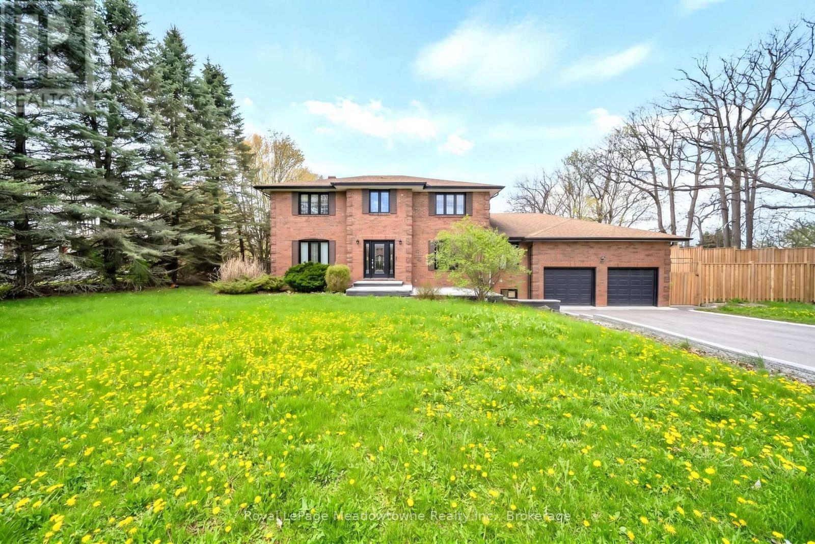 170 Crawford Crescent, Milton, Ontario  L0P 1B0 - Photo 1 - W13163780