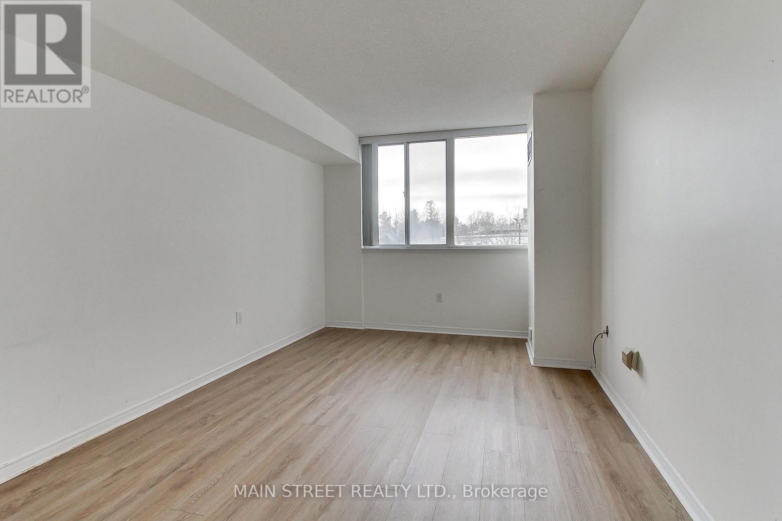 211 - 270 Davis Drive, Newmarket, Ontario  L3Y 8K2 - Photo 16 - N12829554