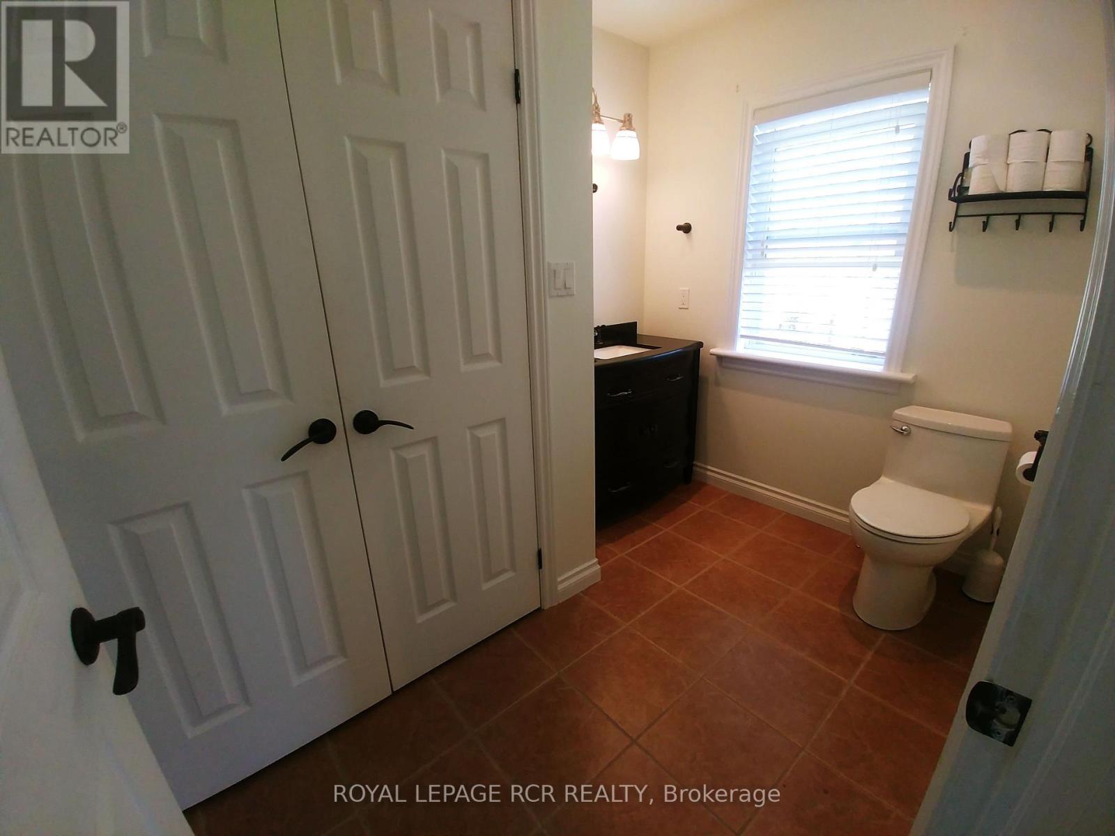 2 Dundas  W Street, Erin, Ontario  N0B 1T0 - Photo 17 - X13161766