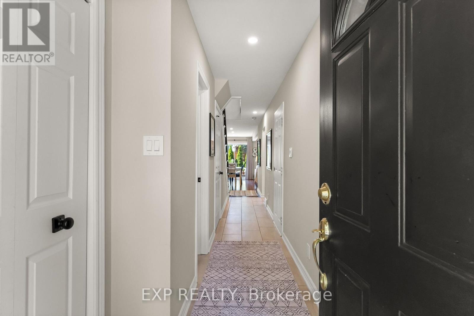 10 - 5150 Dorchester Road, Niagara Falls (Morrison), Ontario  L2E 7H2 - Photo 3 - X13164006