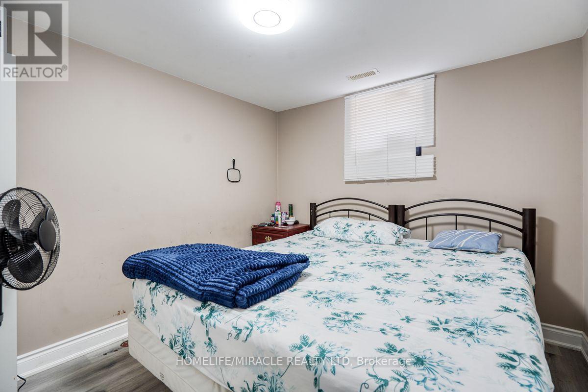 40 Reigate Avenue, Brampton, Ontario  L6V 2E3 - Photo 25 - W13075390