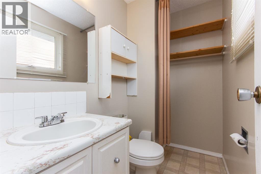 35 Oyen Crescent, Red Deer, Alberta  T4P 1T3 - Photo 13 - A2312818