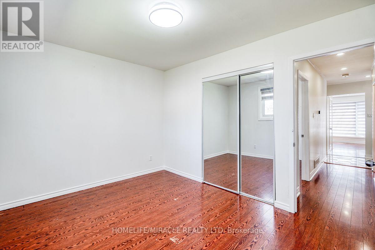 40 Reigate Avenue, Brampton, Ontario  L6V 2E3 - Photo 17 - W13075390