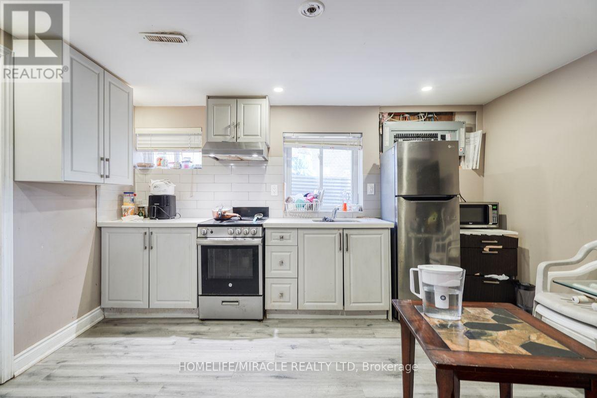 40 Reigate Avenue, Brampton, Ontario  L6V 2E3 - Photo 22 - W13075390