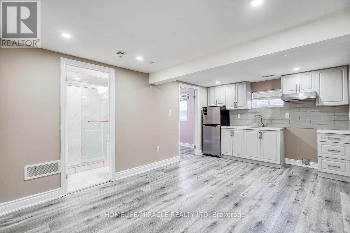 40 Reigate Avenue, Brampton, Ontario  L6V 2E3 - Photo 26 - W13075390