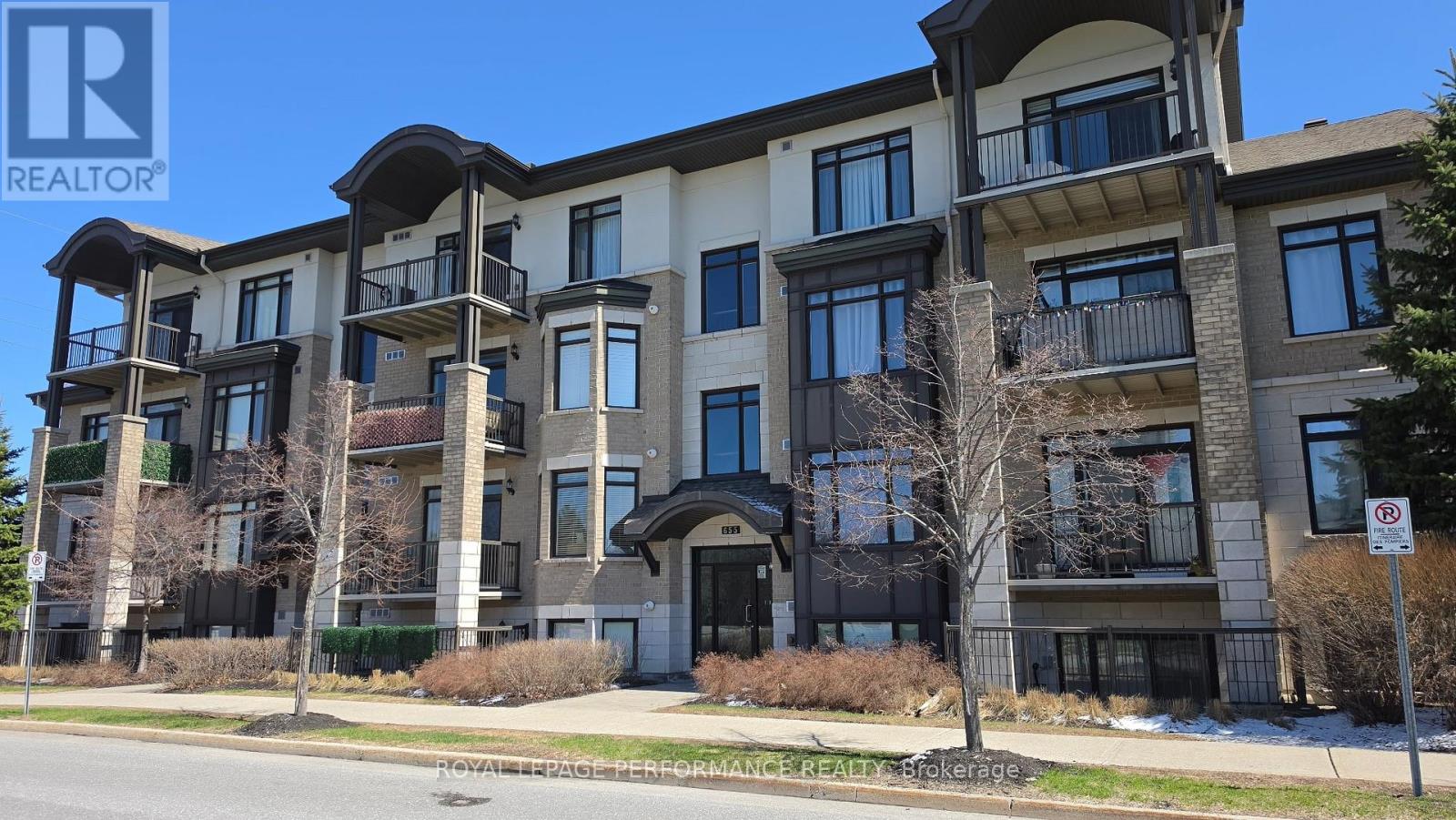 101 - 655 Beauparc Private, Ottawa, Ontario  K1J 0B6 - Photo 2 - X12742594