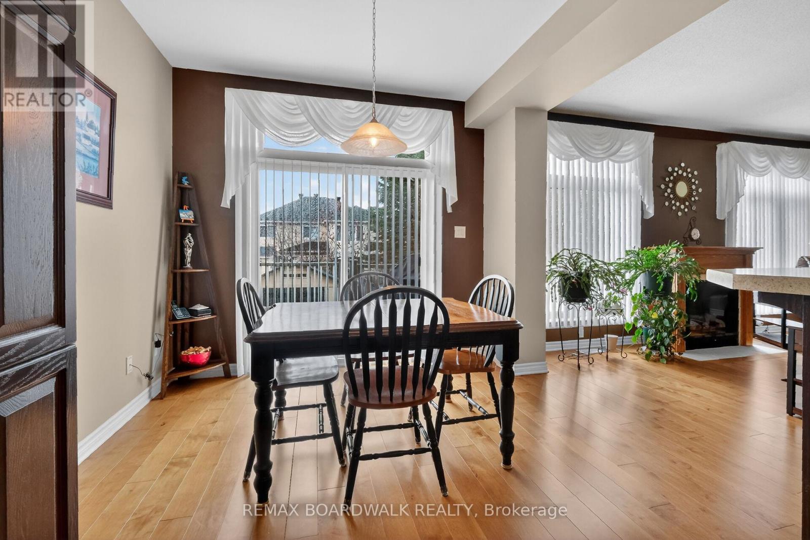 241 Denali Way, Ottawa, Ontario  K2S 0N1 - Photo 18 - X13153534