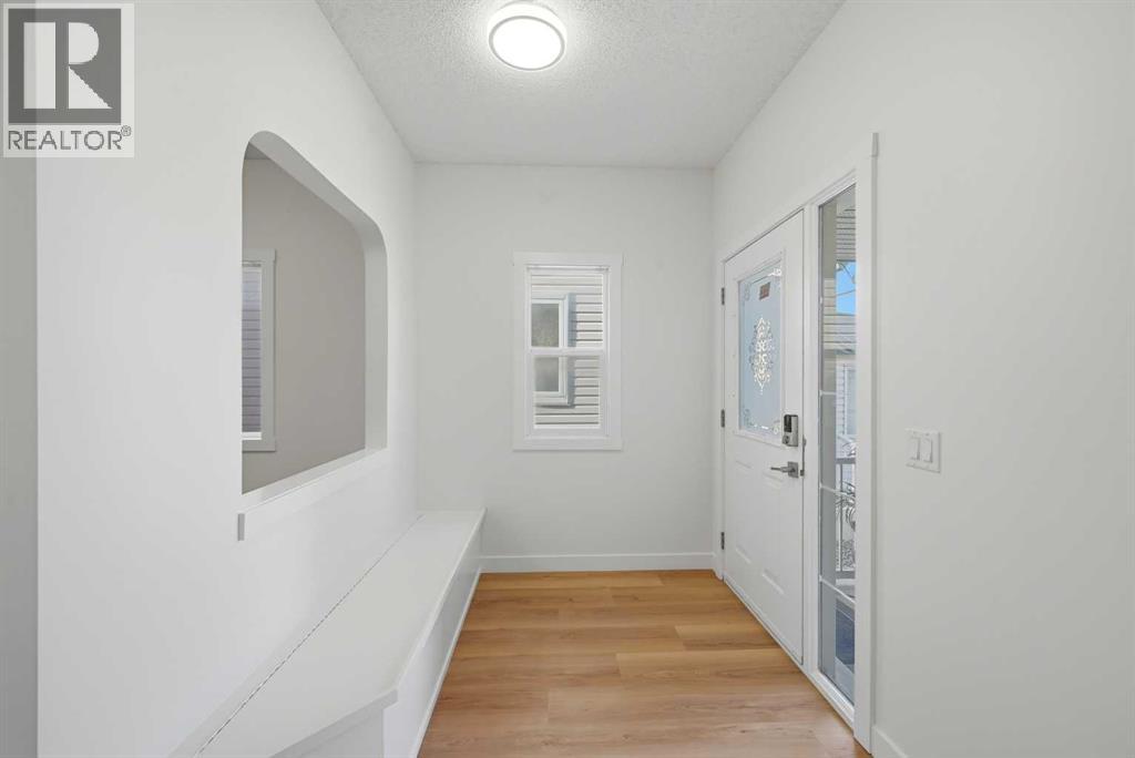 88 Saddletree Close NE, Calgary, Alberta  T3J 5H9 - Photo 4 - A2313792