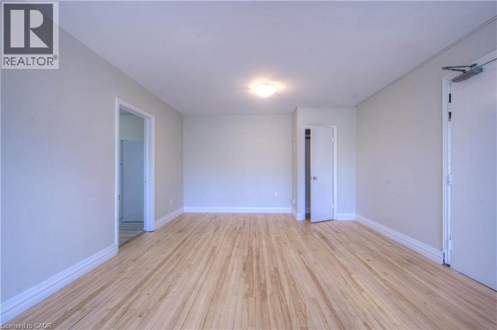 141 Chapel Street Unit# 9, Kitchener, Ontario  N2H 2T6 - Photo 2 - 40825393